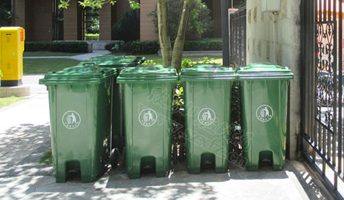 讓福建龍巖市客戶信任的環(huán)保垃圾桶