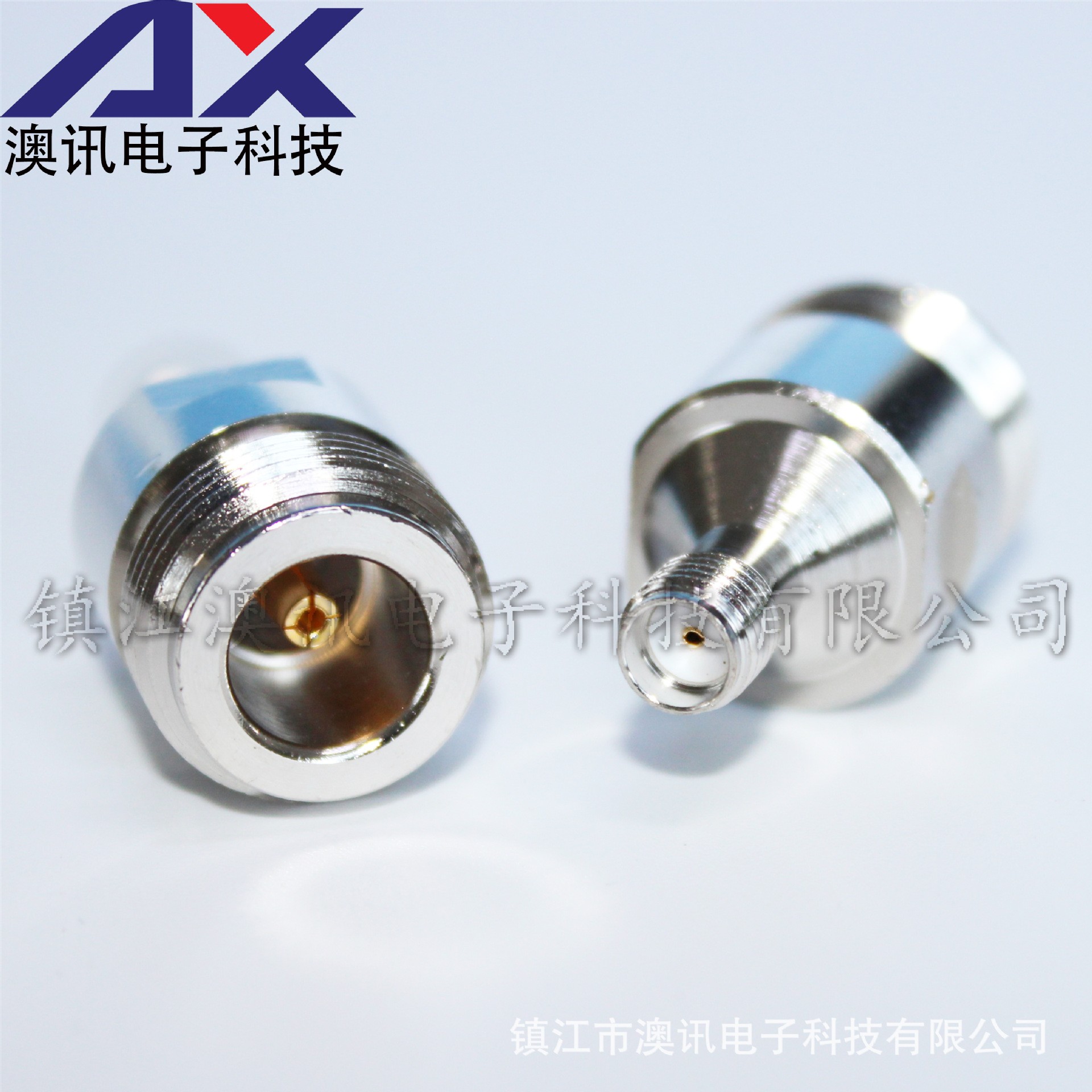 貴州射頻同軸電纜組件組成兩大部分